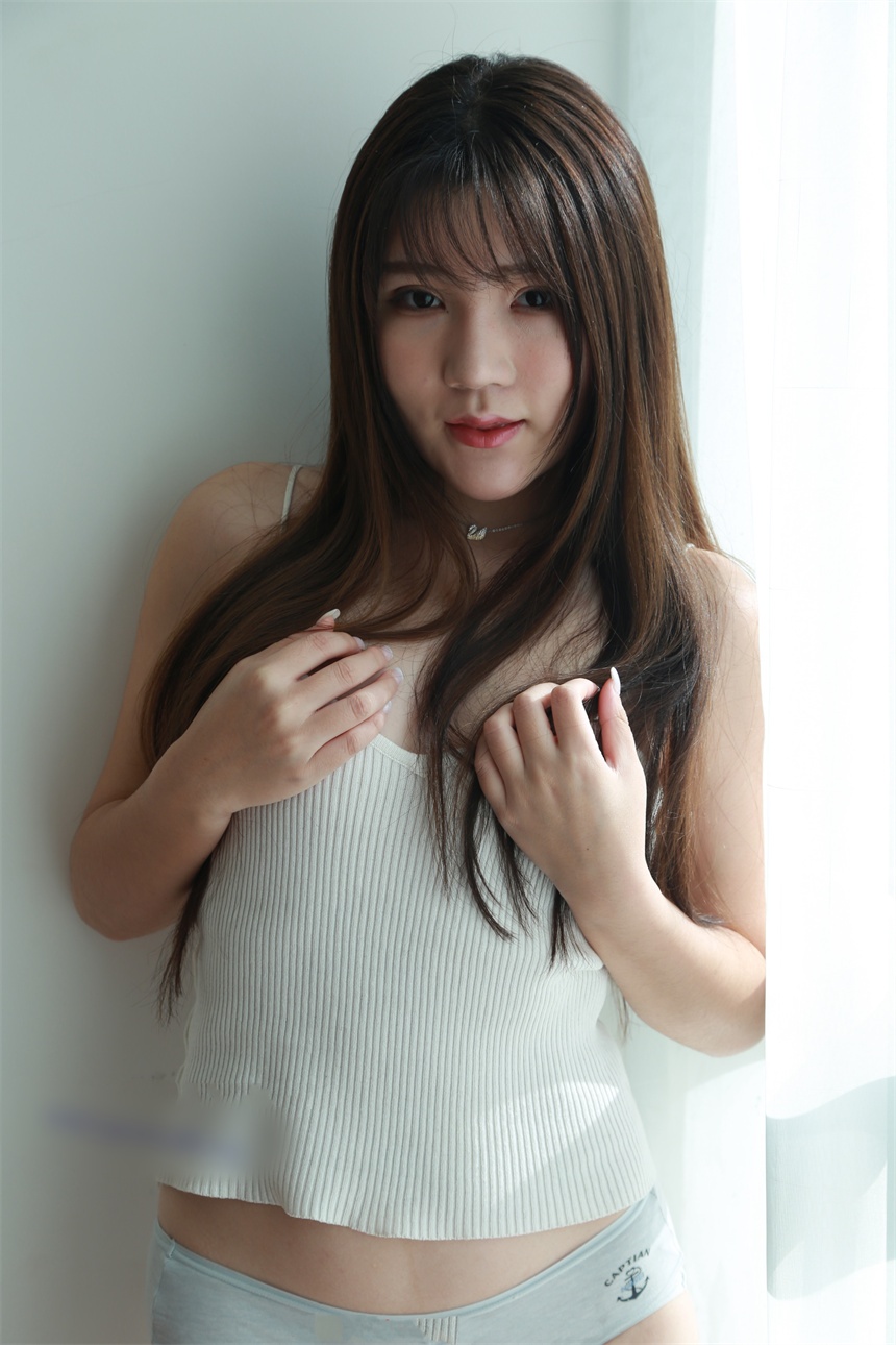 极品粉嫩美模梦迪 (S) 大尺度套图 708P